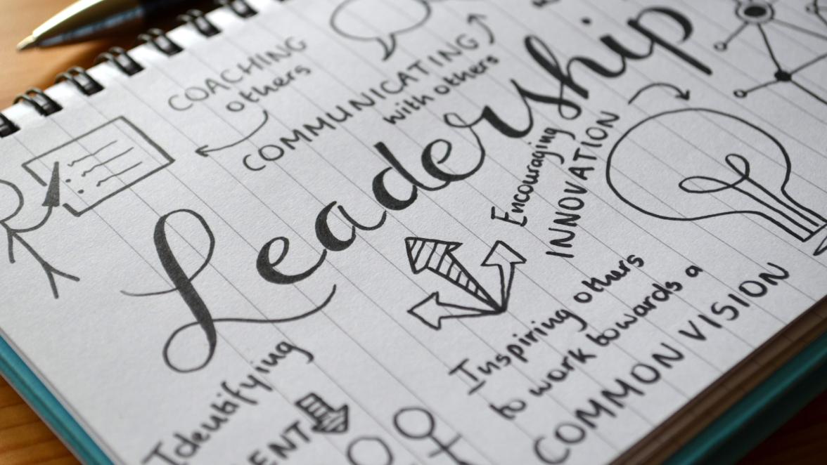 leadership-graphic-notes-on-notepad