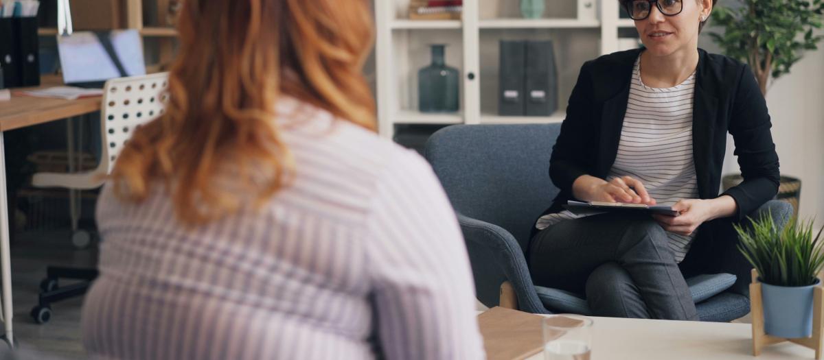 advisor and client conversation