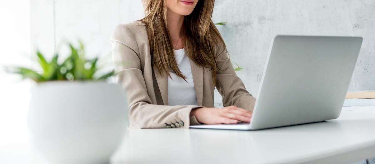 Advisor watching webinar