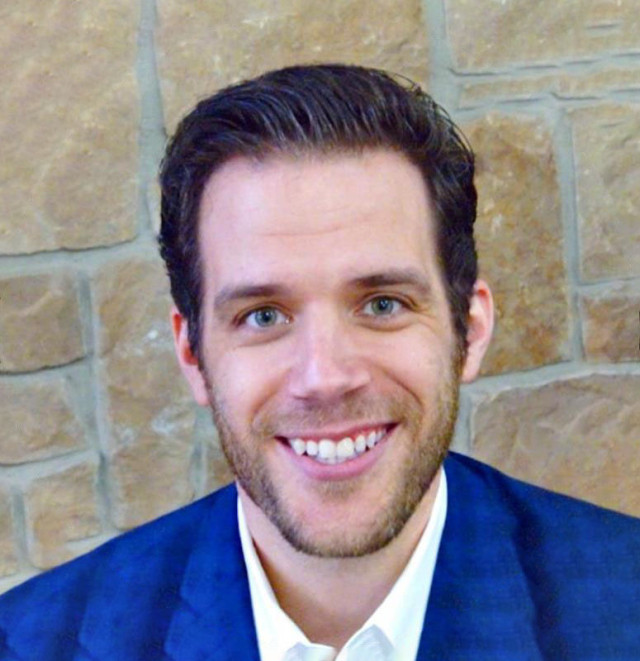Anthony Dimona Headshot