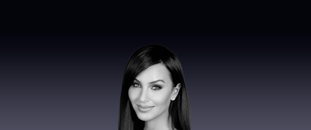 Molly Bloom headshot